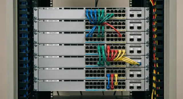 Cisco Catalyst 9200 для офиса: типовая спецификация закупки